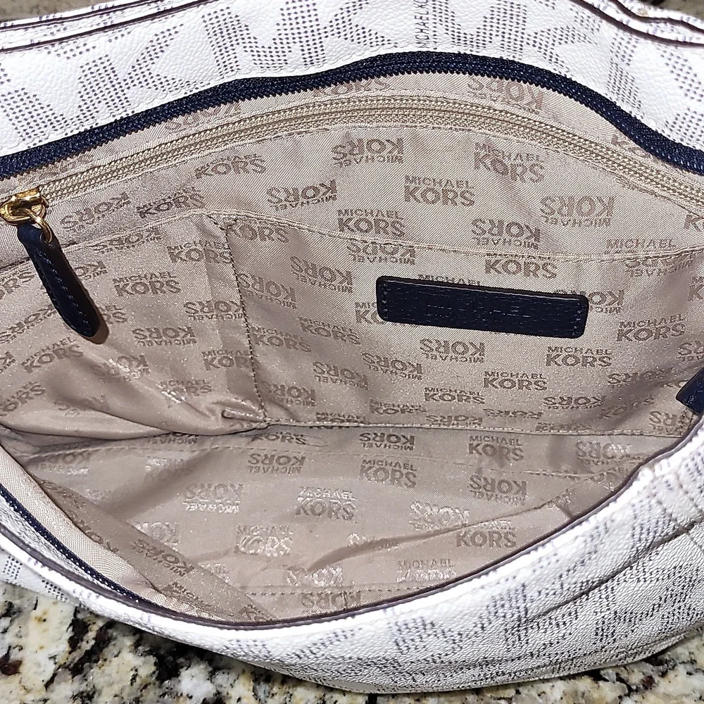 Michael Kors Crossbody